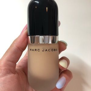 Marc Jacobs Foundation 14 Ivory Medium